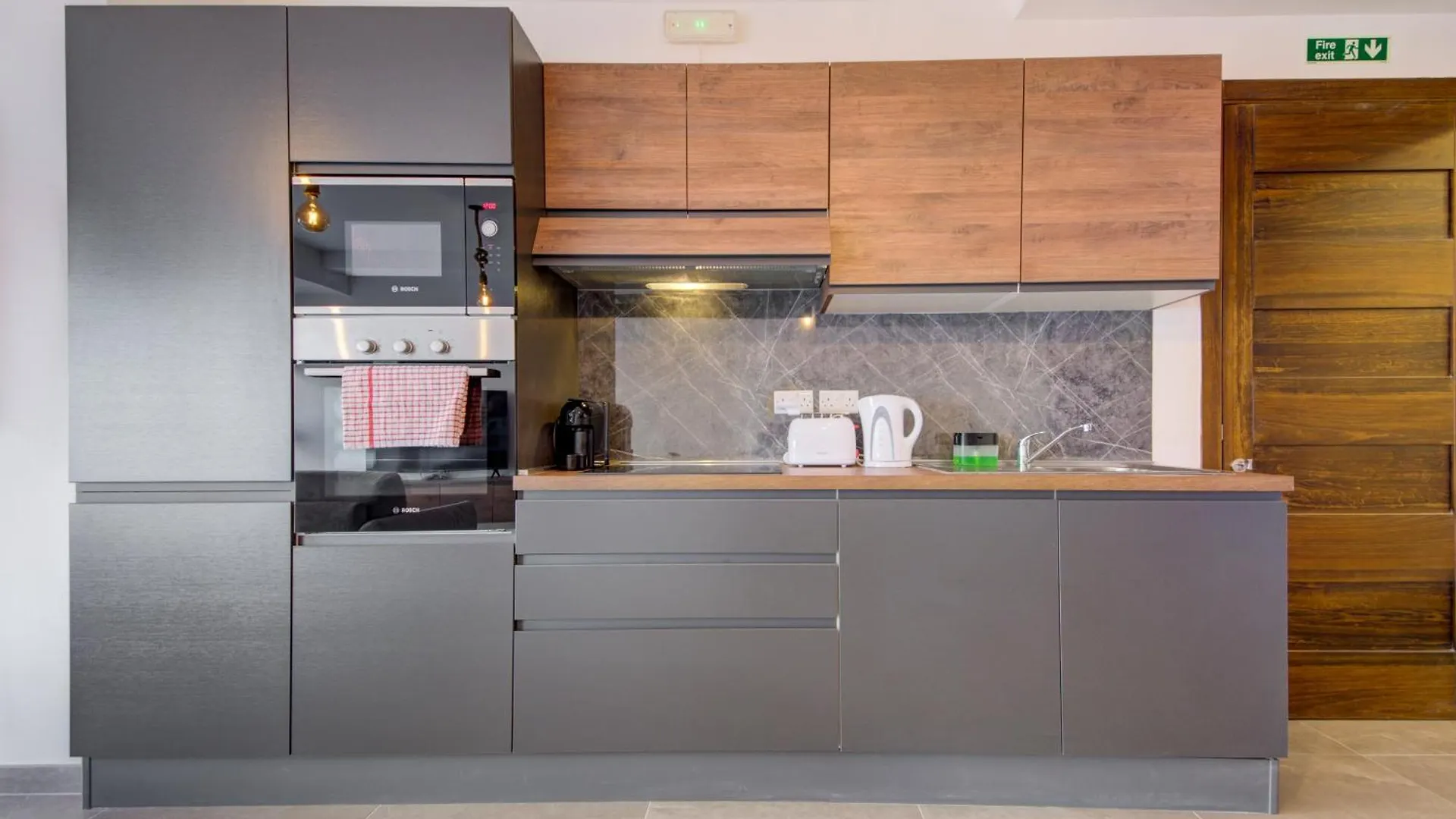 Kuya 3Br Maisonette By Jl Is-Swieqi アパート