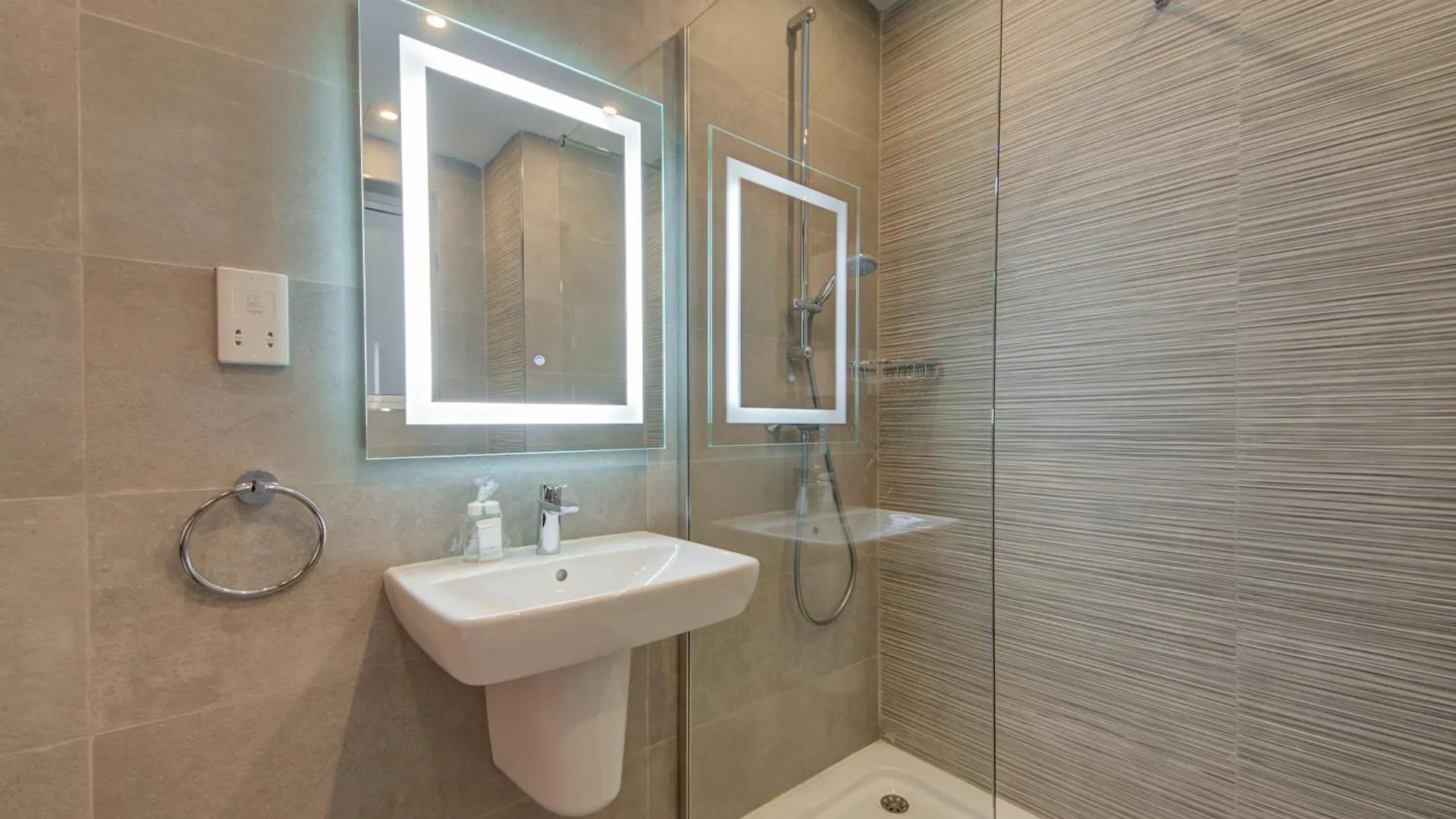 アパート Kuya 3Br Maisonette By Jl Is-Swieqi
